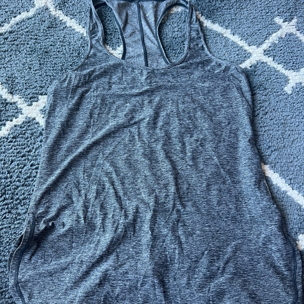 Tank top for sports for women. Size S